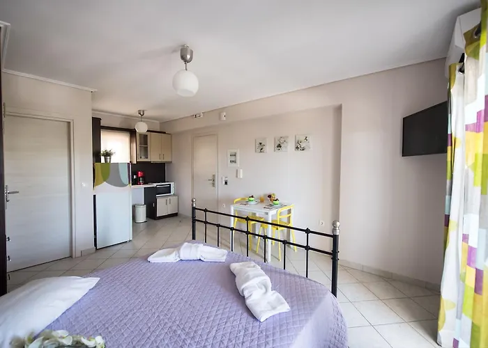 Alexandros Apartament *