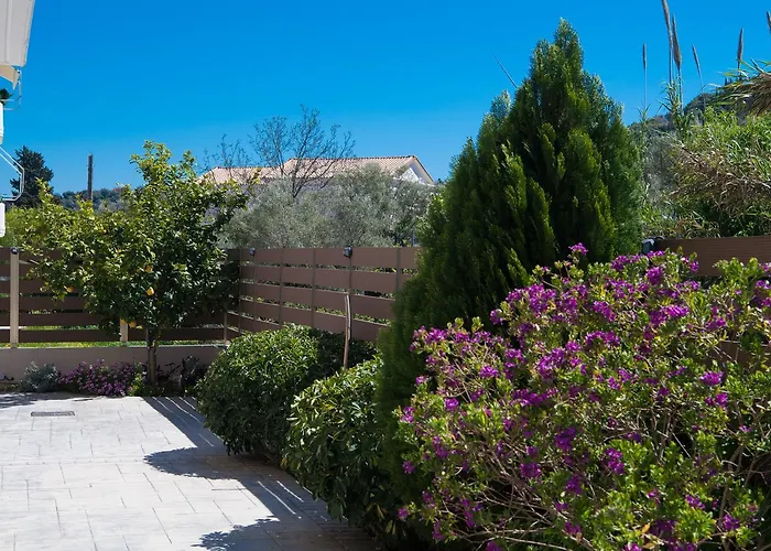 Alexandros Apartment Lefkada City