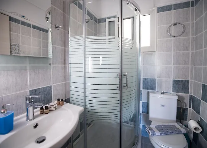 Alexandros Apartment *