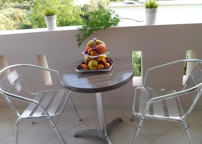 Apartment Alexandros *